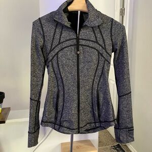 lululemon athletica Women's Black and Gray Utility Jacket